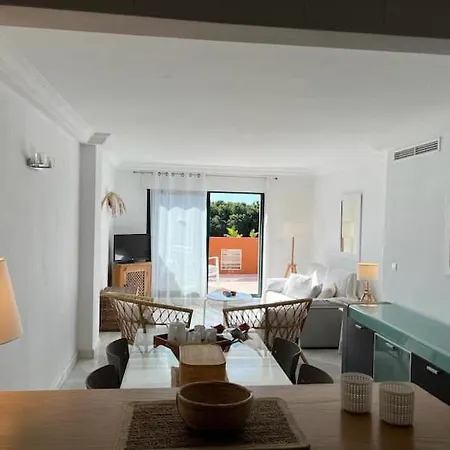 Cosy And Bright * Marbella